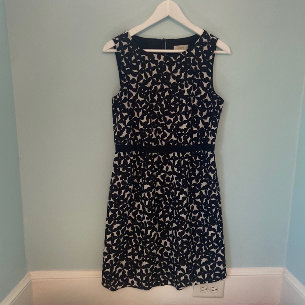 Ann Taylor Loft size small dress.